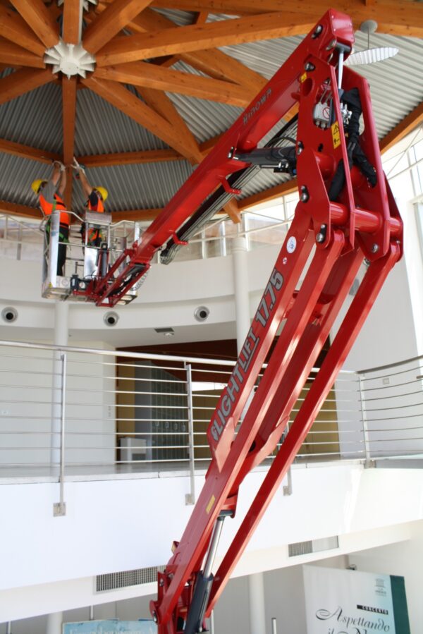 Nacelle araignee 17,75m essence - Hinowa Lightlift – Image 7