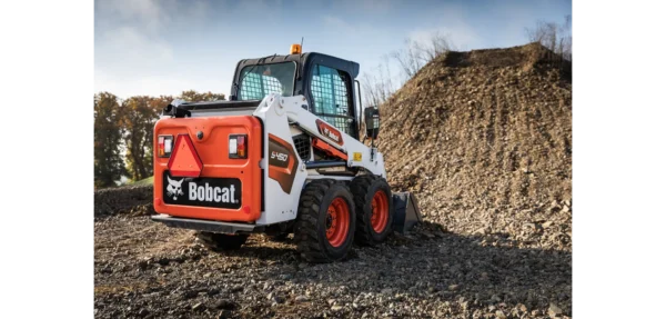 Chargeuse compacte sure pneus 2,4 tonnes - Bobcat S450 – Image 2