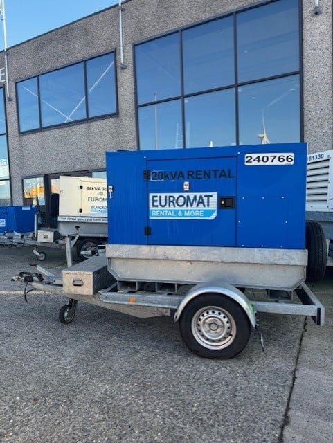 efffff1e 3b59 4672 9330 c4f29adbab62